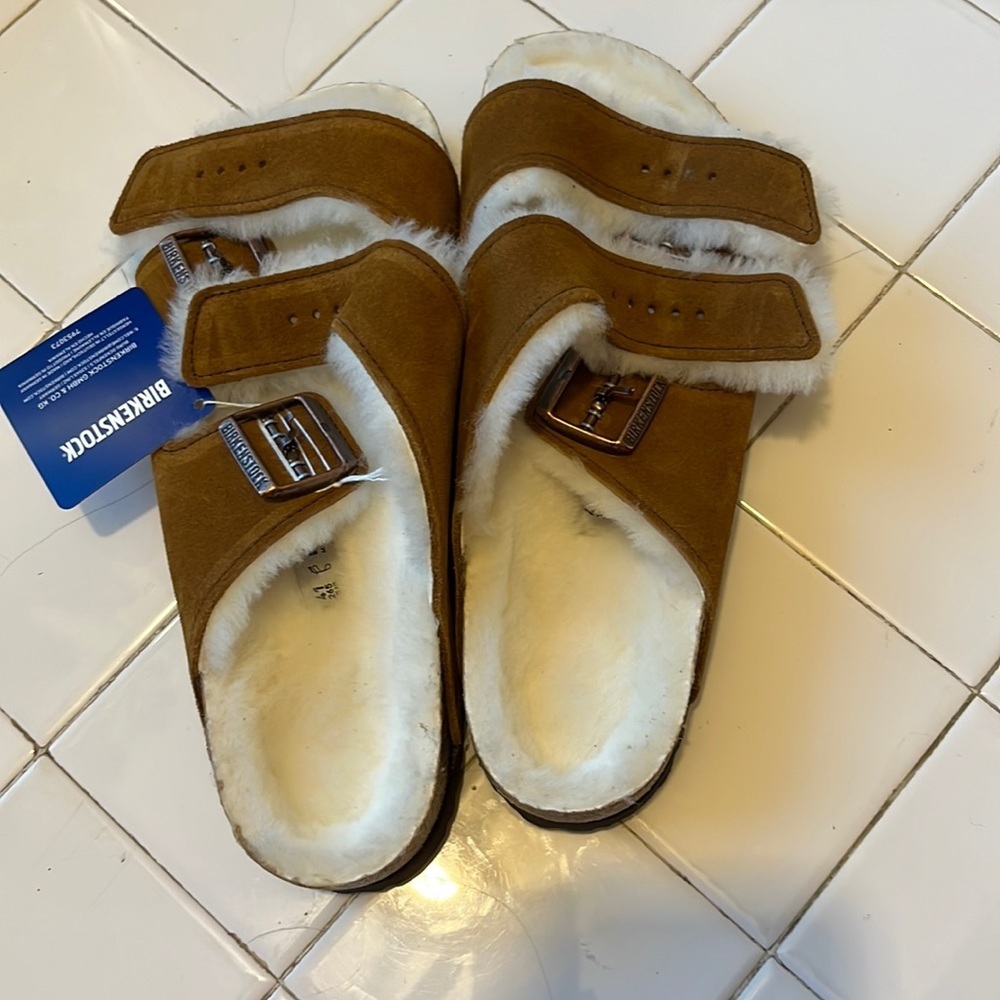 NWT Birkenstock Arizona Shearling Suede Leather Size 10 Mink Suede. - Picture 15 of 16